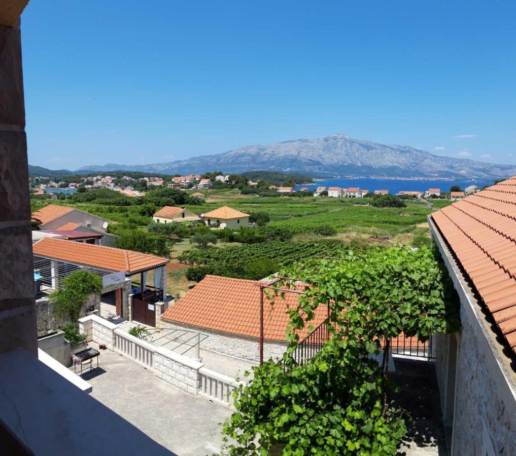 Stone House Apartments Didini Dvori Лумбарда Экстерьер фото