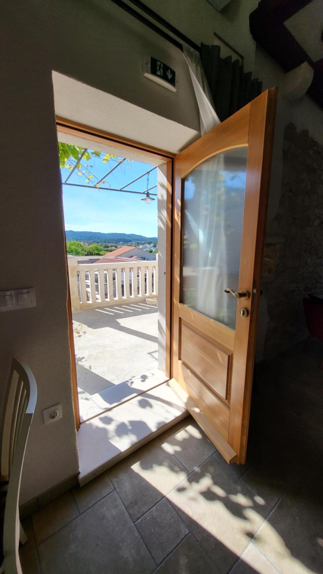 Stone House Apartments Didini Dvori Лумбарда Экстерьер фото